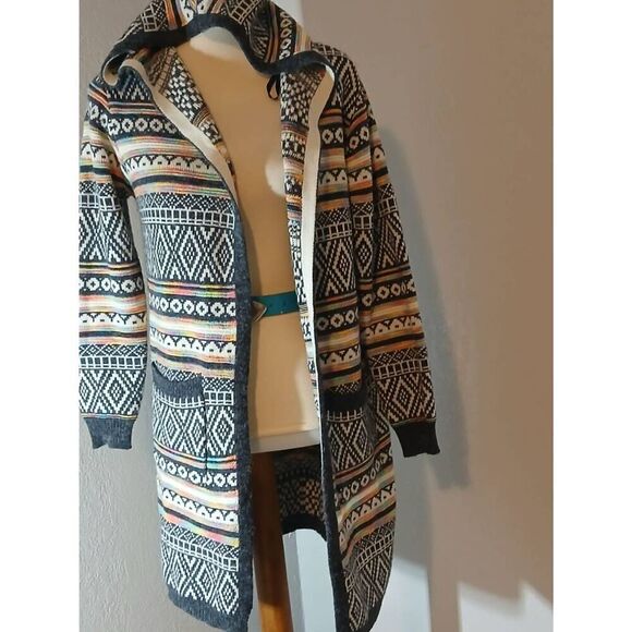 Monteau Boho/Tribal Print Cardigan Sweater Size M - Picture 9 of 12